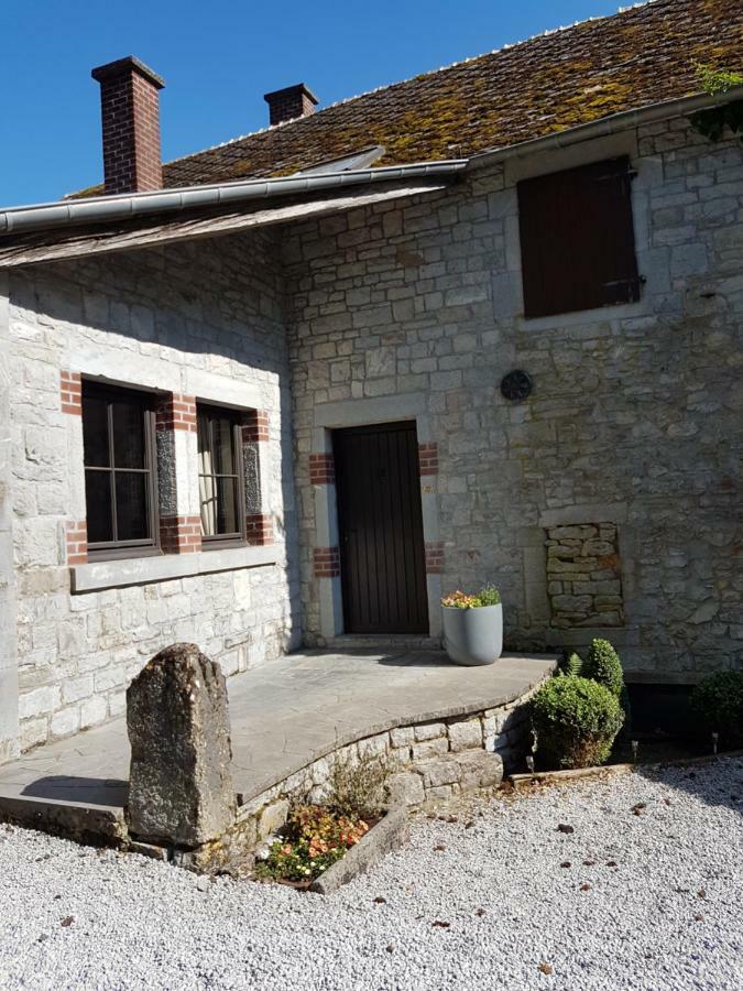 Villa La Parenthese Chimay Exterior foto